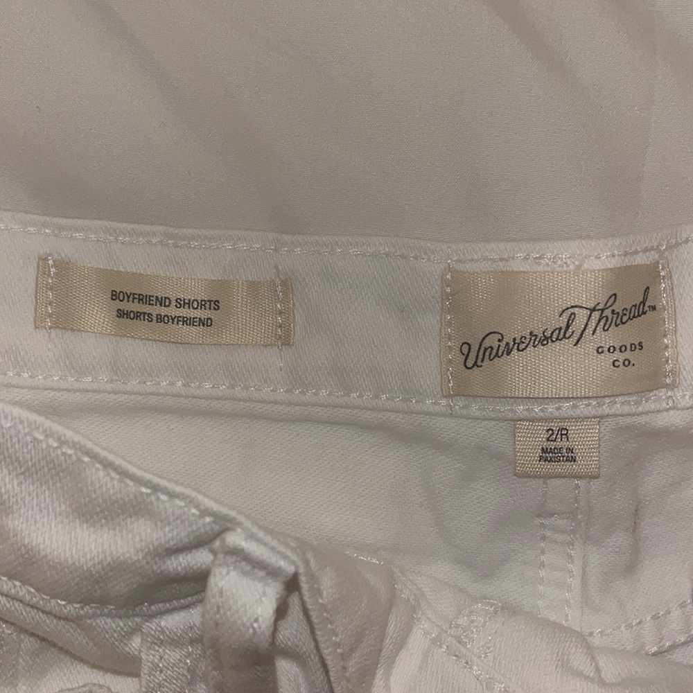 Universal Thread Shorts - Picture 2 of 3
